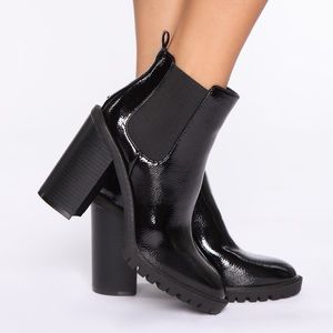 Fashion Nova Faux Black Chunky Heel Ankle Boots